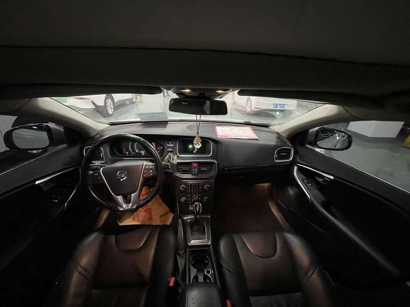 Volvo V40 1.6T 5