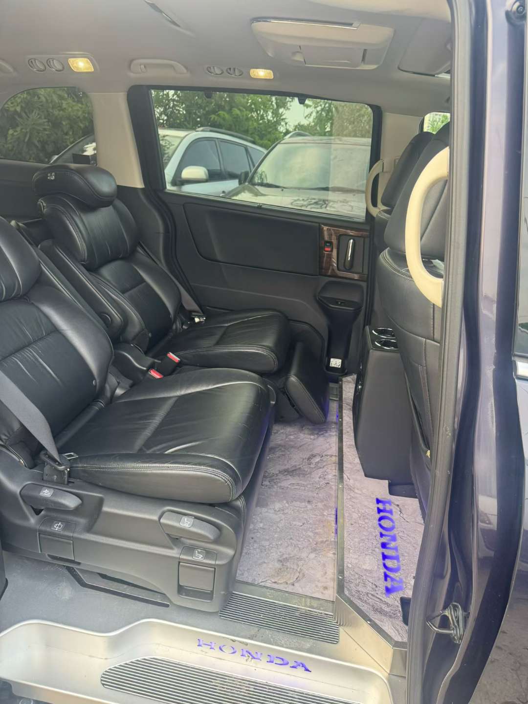 Honda Odyssey 2016 2.4L Executive 3