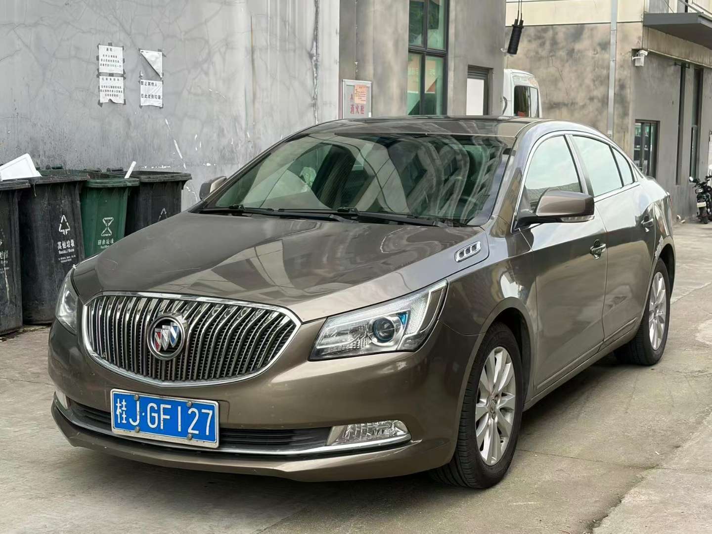 Buick LaCrosse 2.4L Leading Comfort Edition
