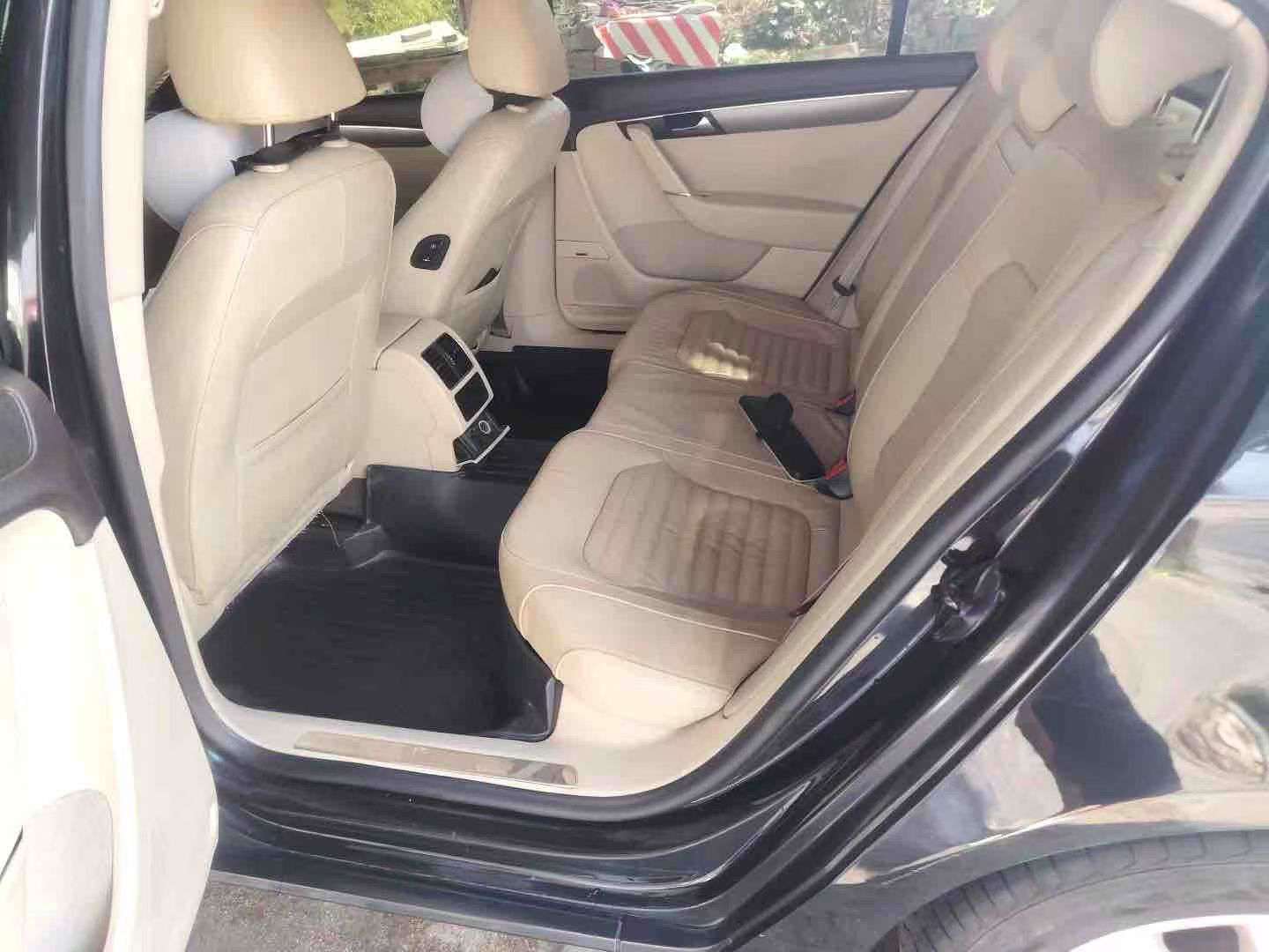 Volkswagen Magotan 1.8T Automatic 5