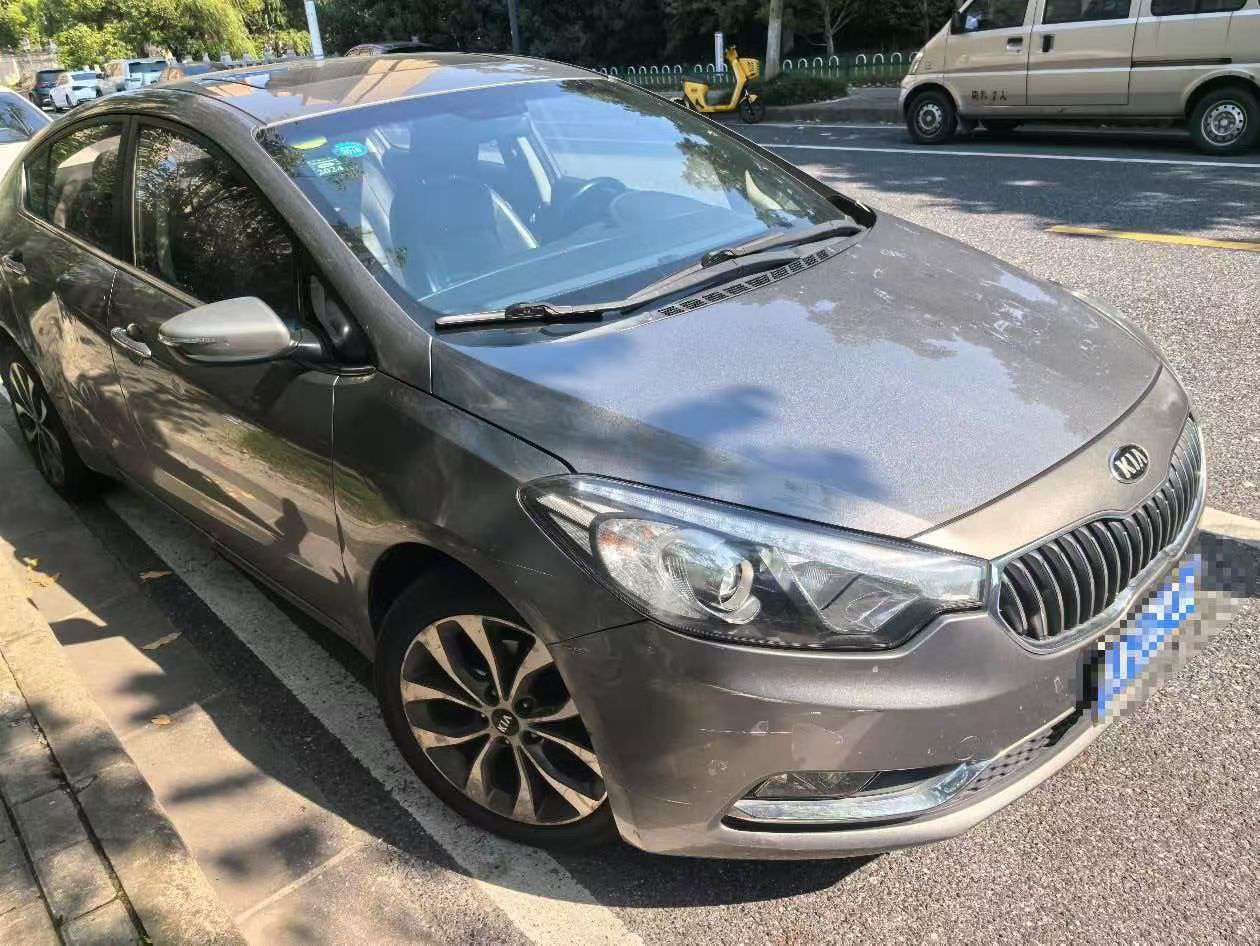 Kia K3 1.6L Automatic Sunroof Power Memory Seats 2