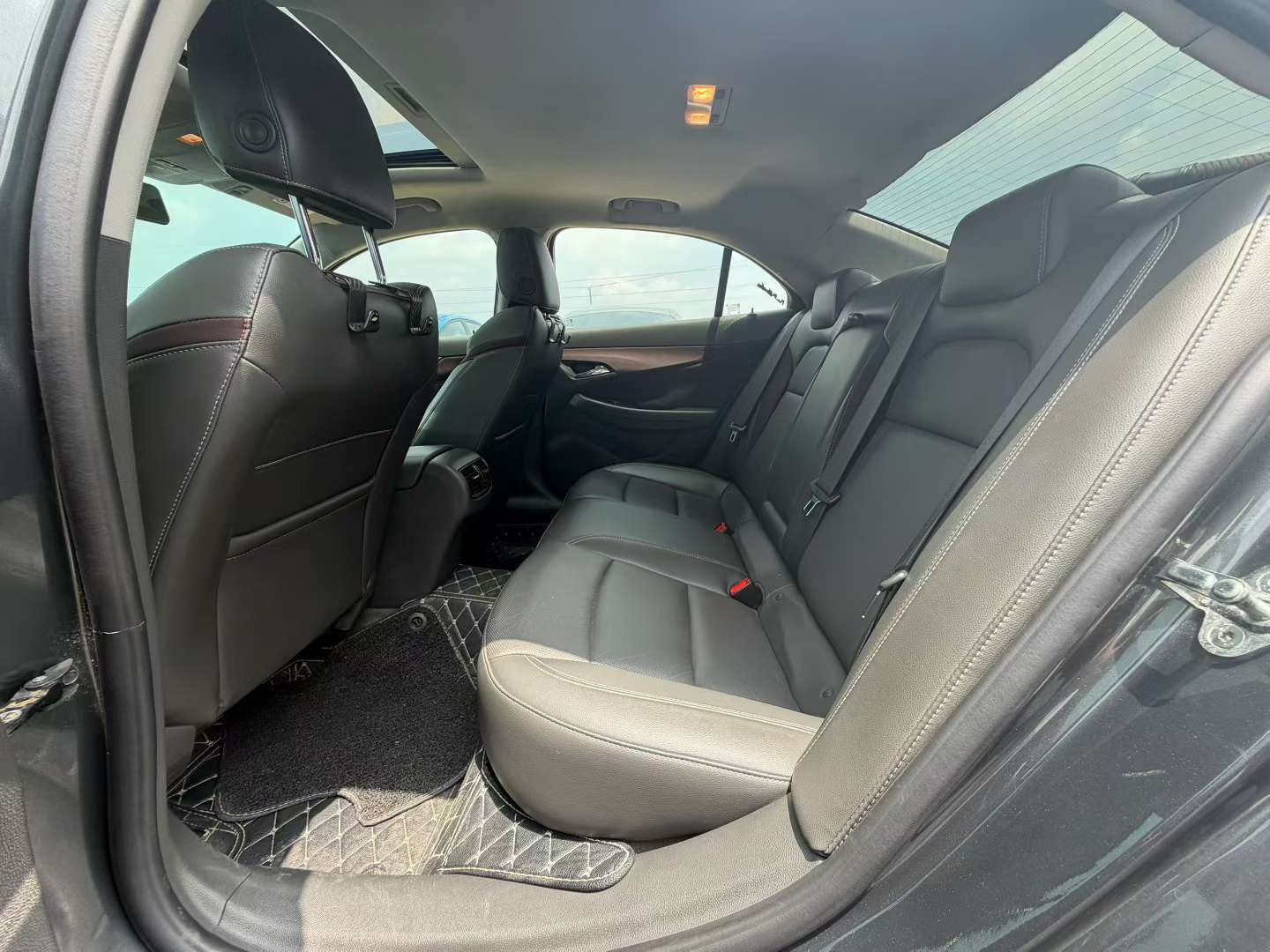 Chevrolet Malibu 1.5T Automatic Luxury 6