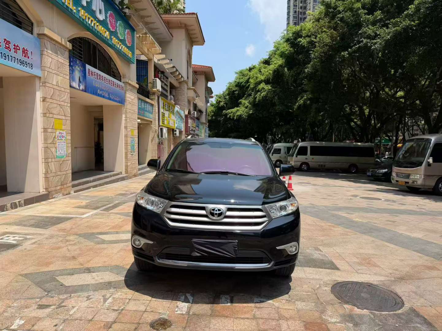Toyota Highlander 2015 2.7L FWD Elite 5-Seater