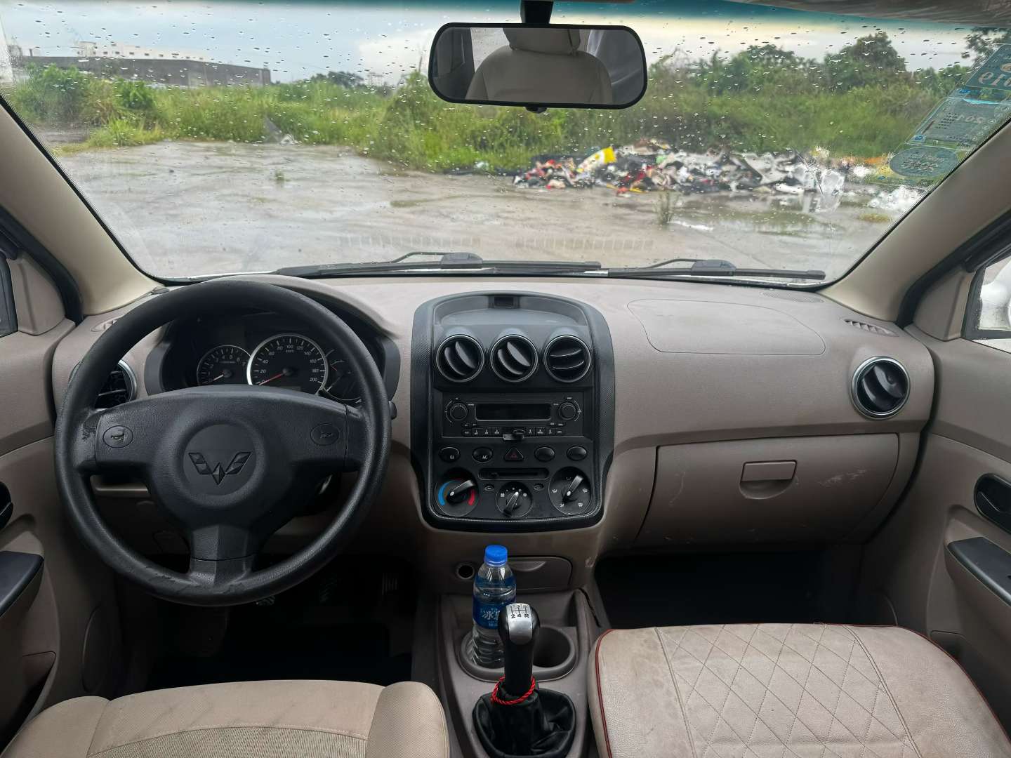 Wuling Hongguang 1.5L Manual 7-Seater 9