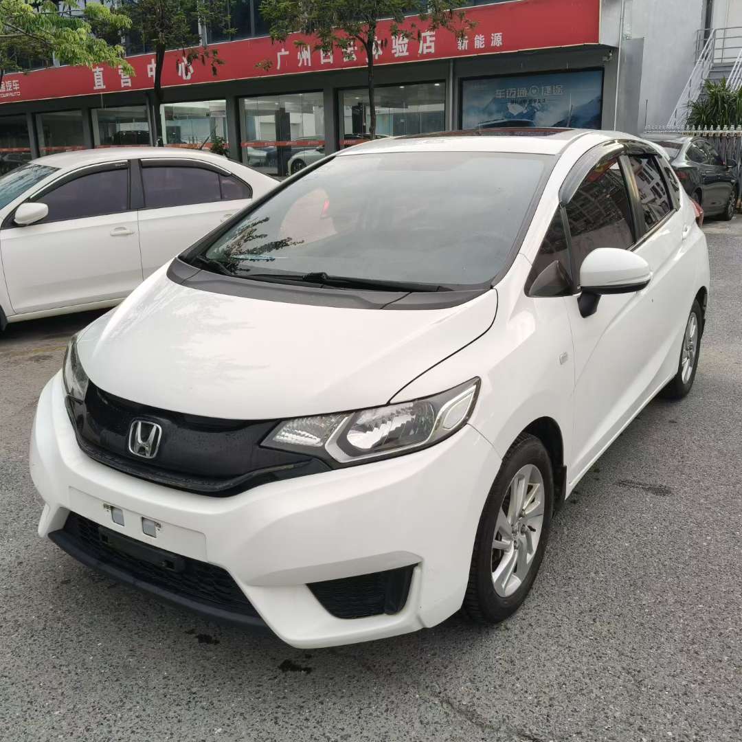 Honda Fit 1.5L CVT Fashion Sunroof