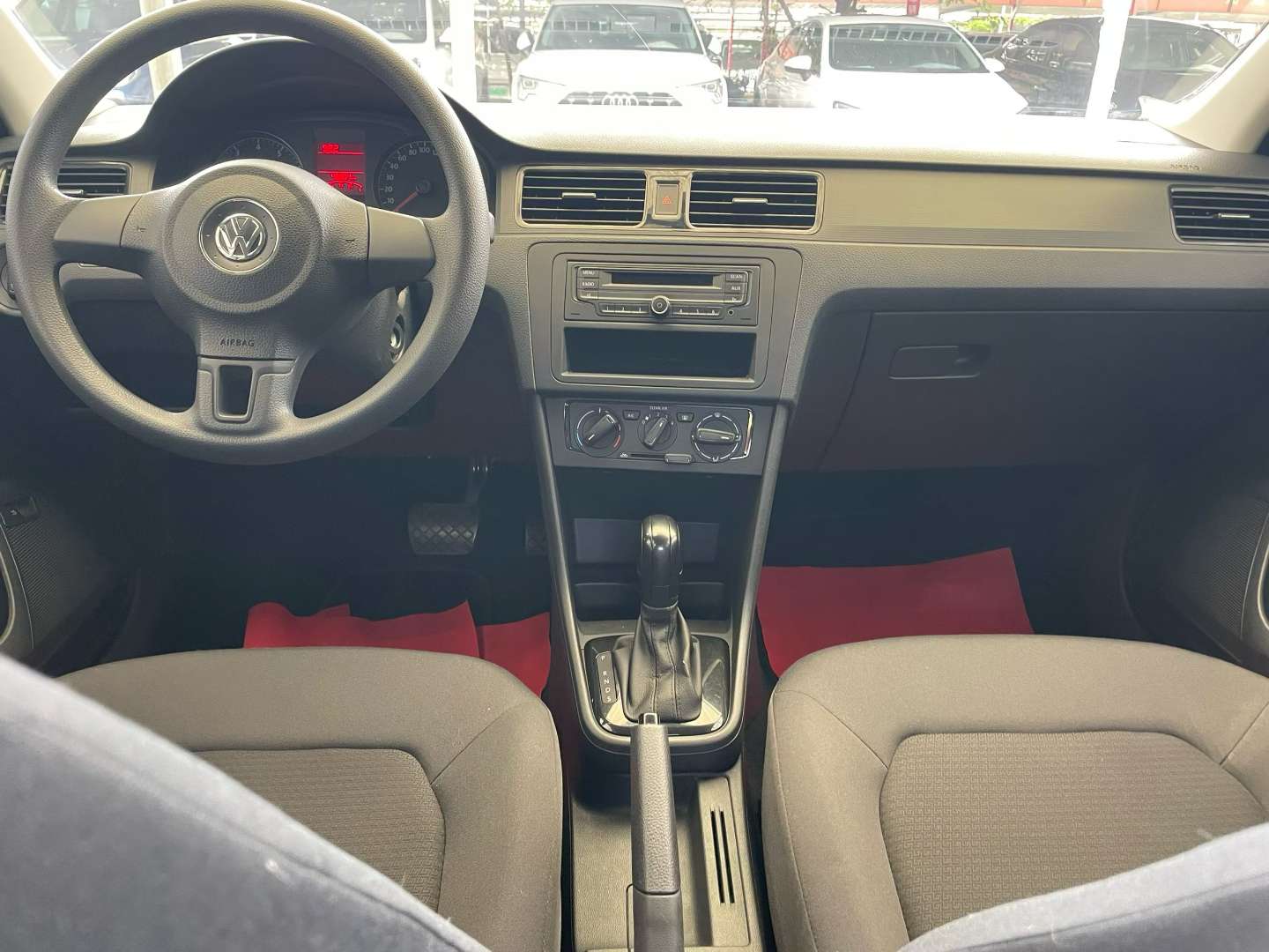 Volkswagen Santana 5