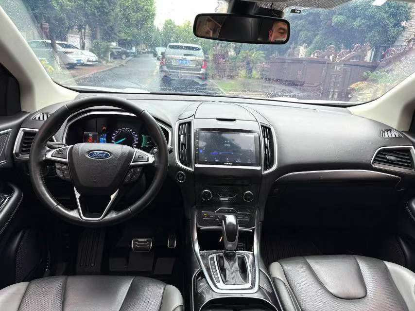 Ford Edge 2018 2.0T 245 AWD Sport 7-Seater 8