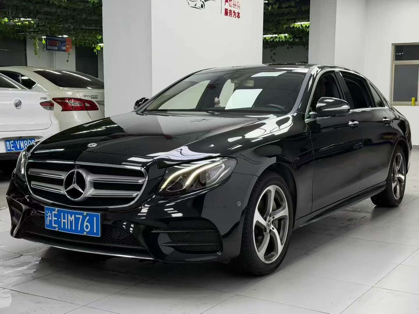Mercedes-Benz E-Class E300L Luxury