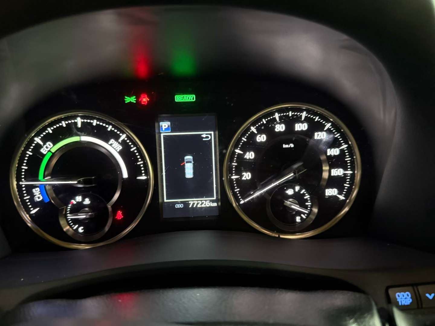 Toyota Alphard 4