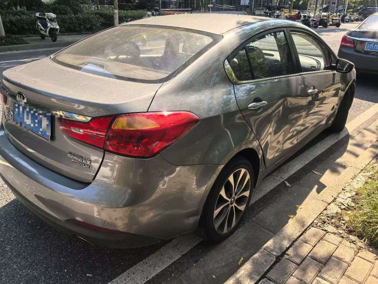 Kia K3 1.6L Automatic Sunroof Power Memory Seats 3