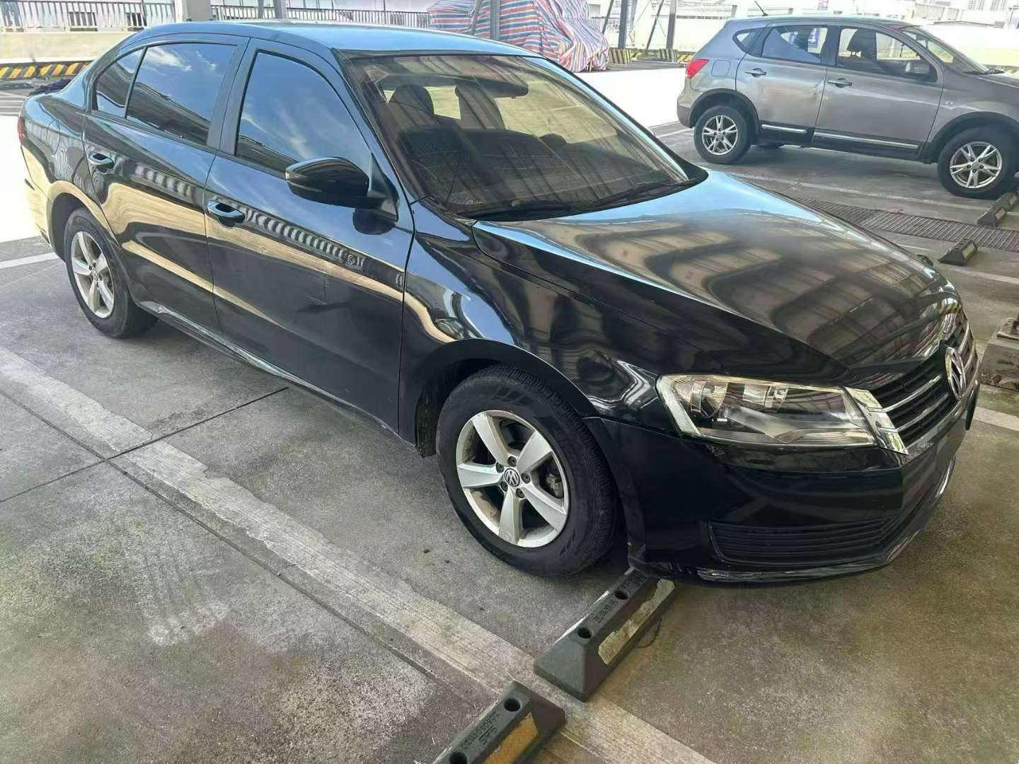 Volkswagen Lavida 1.6L Automatic 2