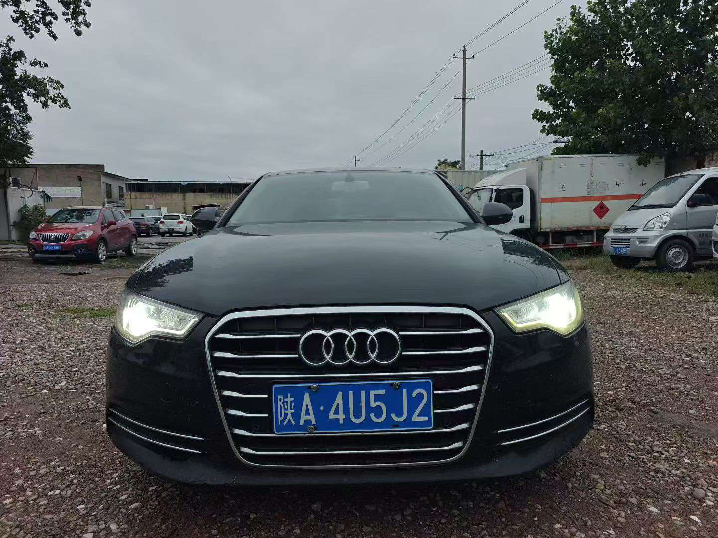 Audi A6 2013 2.5 V6 Automatic with Sunroof