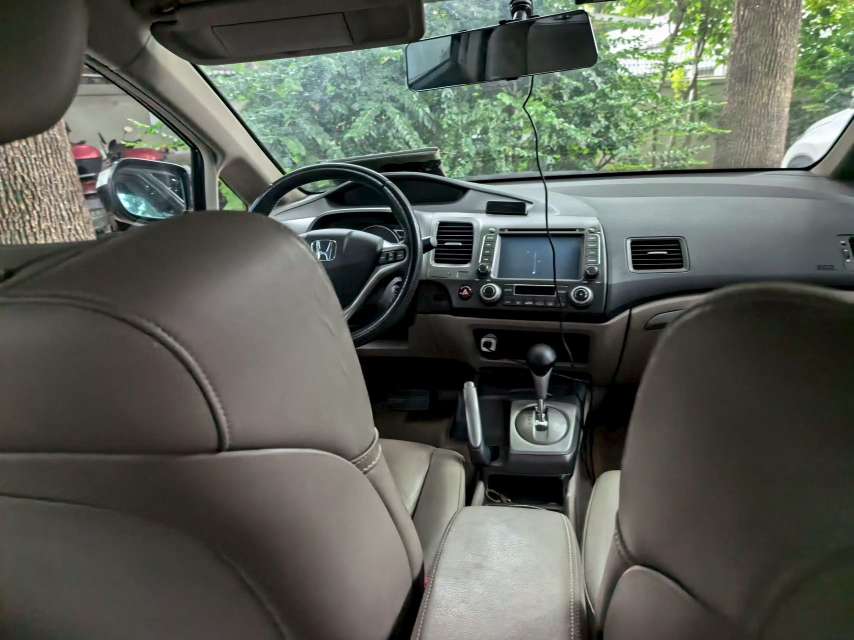 Honda Civic 1.8 Luxury 5