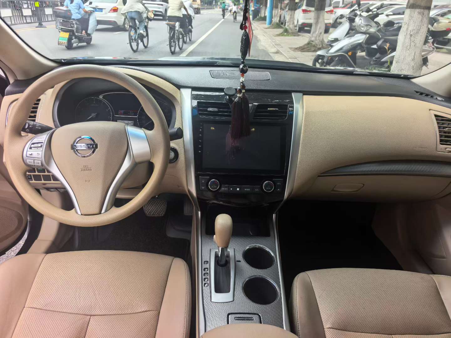Nissan Teana 2.0L Automatic Sunroof Leather Navigation 9