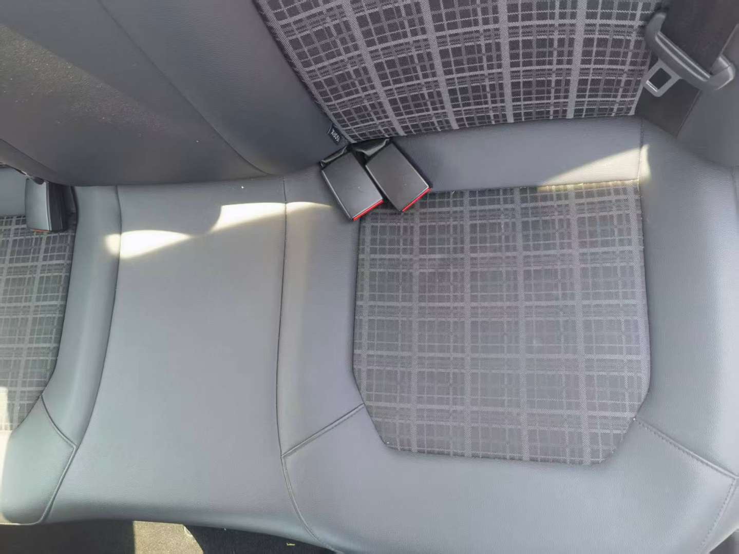 Volkswagen Jetta 2