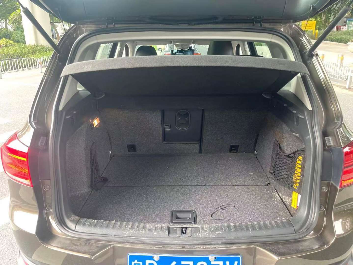 Volkswagen Tiguan 2.0T 4WD Flagship 7