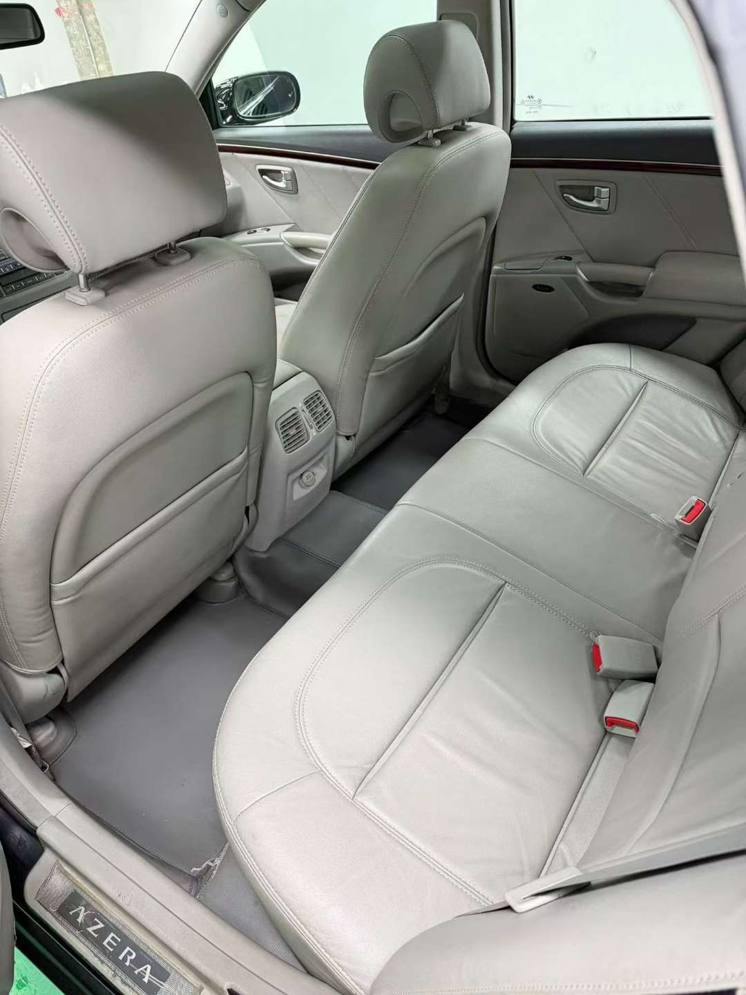 Hyundai Azera 3.3L V6 6