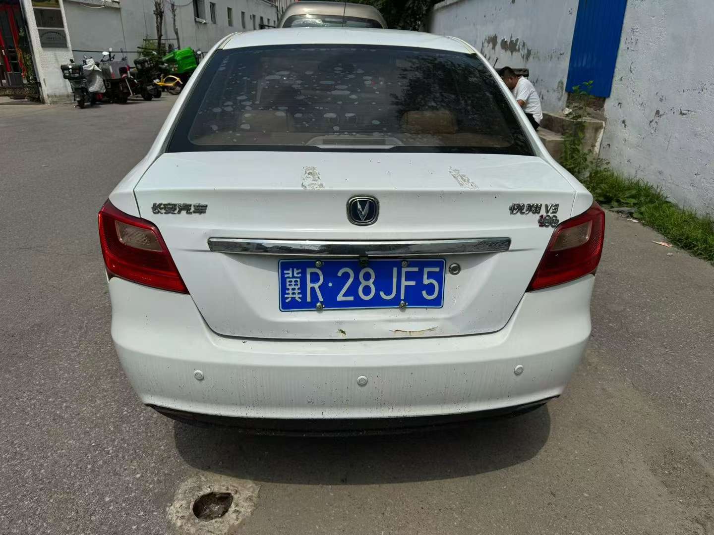 Changan Yuexiang V3 8