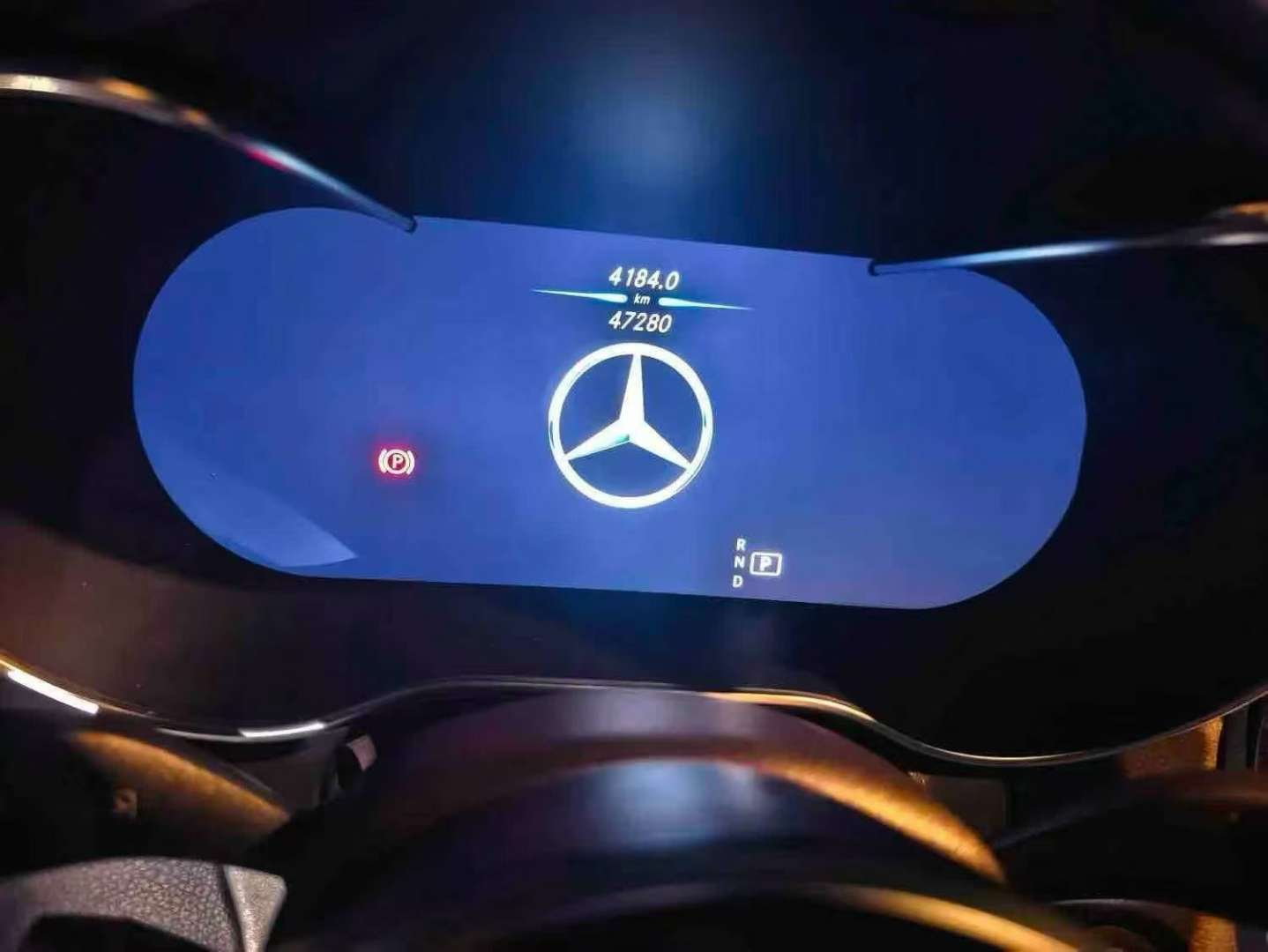 Mercedes-Benz GLC GLC300L Luxury 3