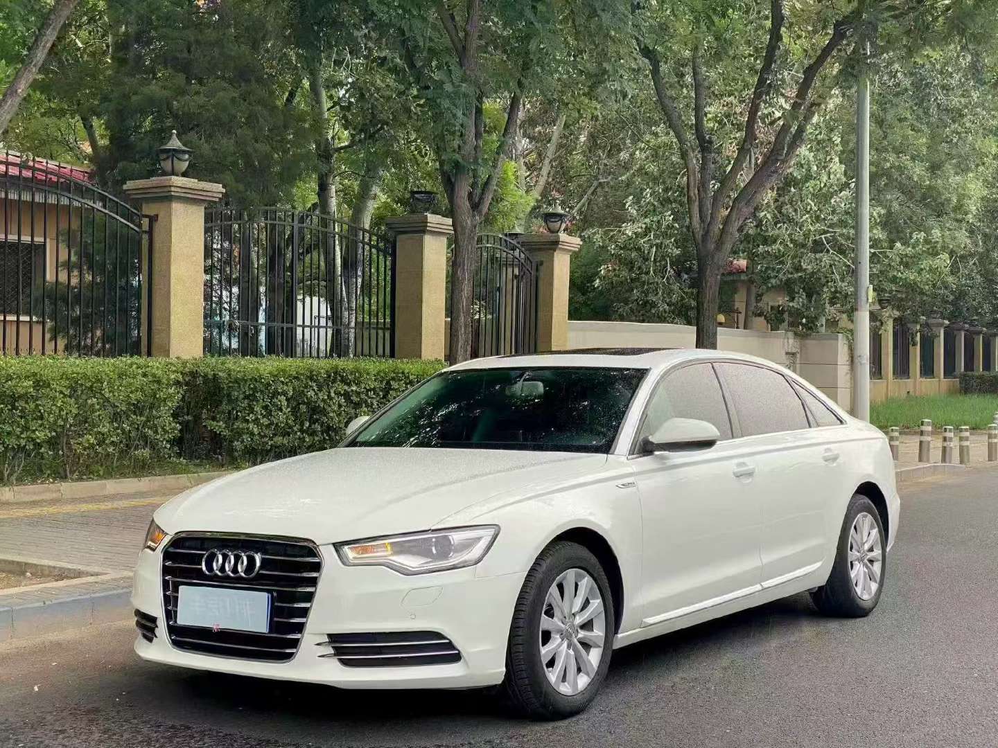 Audi A6L 2015 2.5 V6