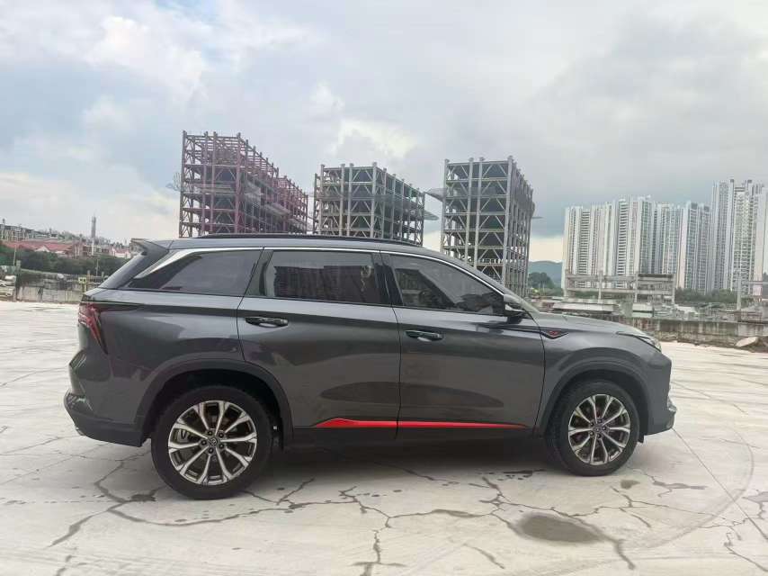 Changan CS75 PLUS 2021 2.0T Automatic Panoramic Sunroof 5