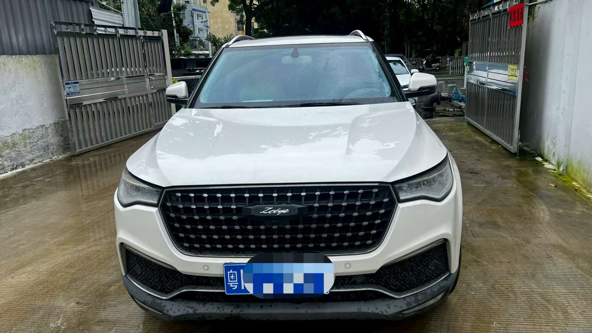 Zotye T700 1.8T Automatic