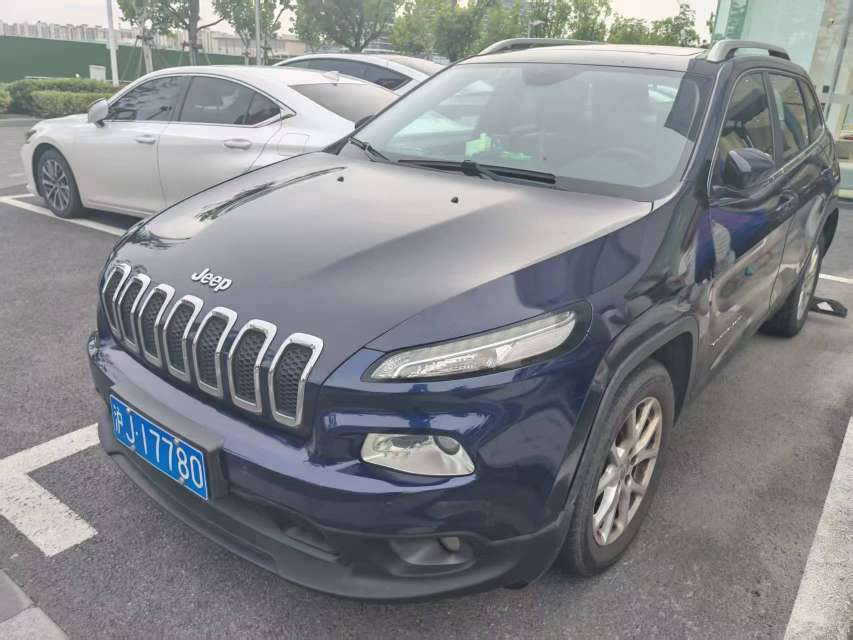 Jeep Cherokee 2.4 Limited