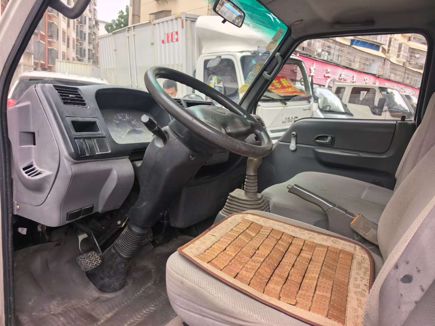 JMC Shunda Double Cab Flatbed 6