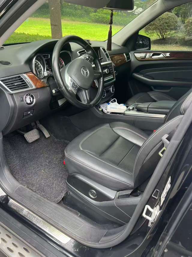 Mercedes-Benz ML 2012 3.5L Dynamic 3