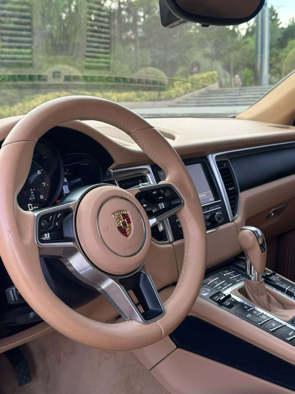 Porsche Macan 7
