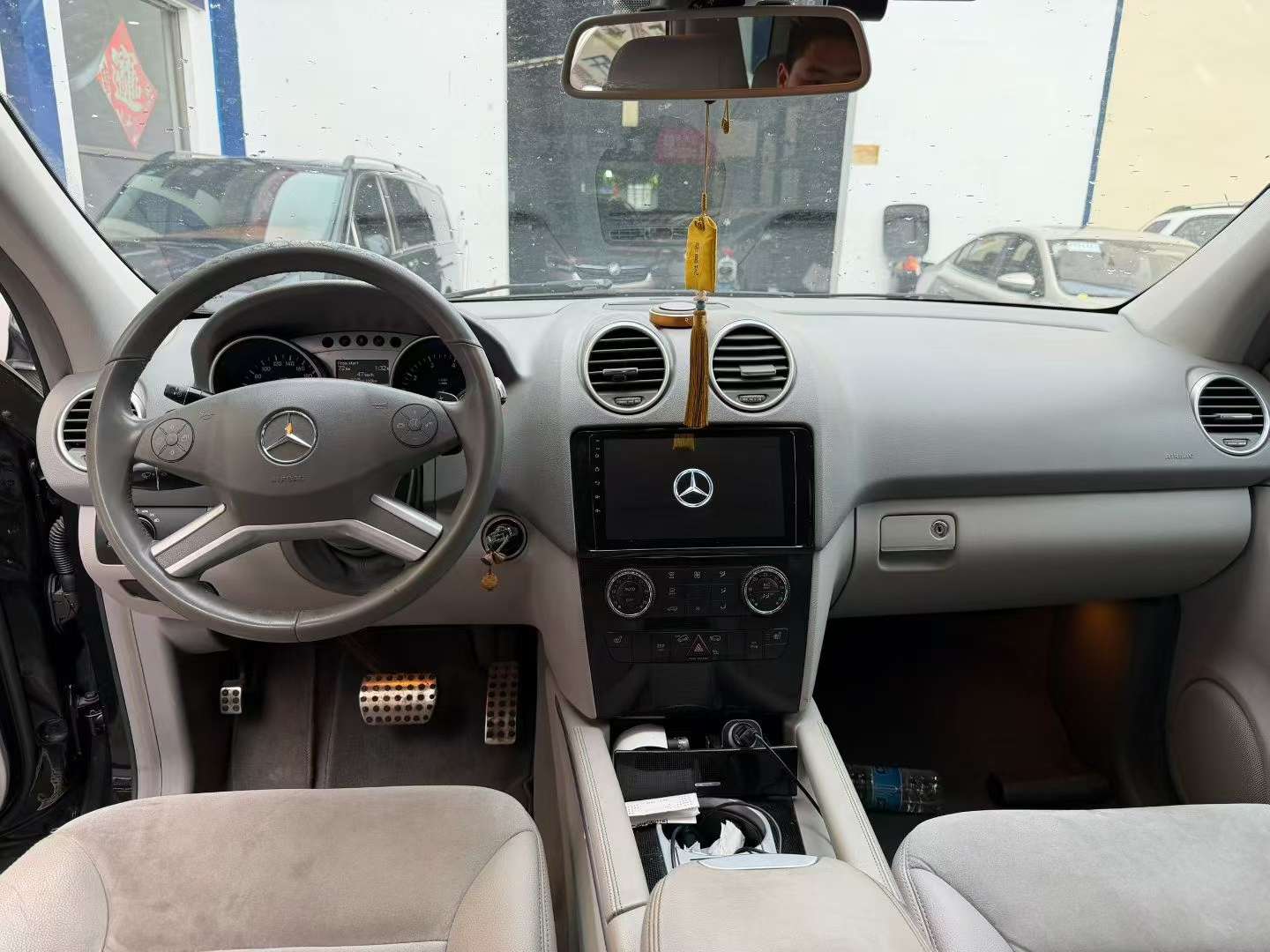 Mercedes-Benz ML 2011 ML300 4WD 3.0 8
