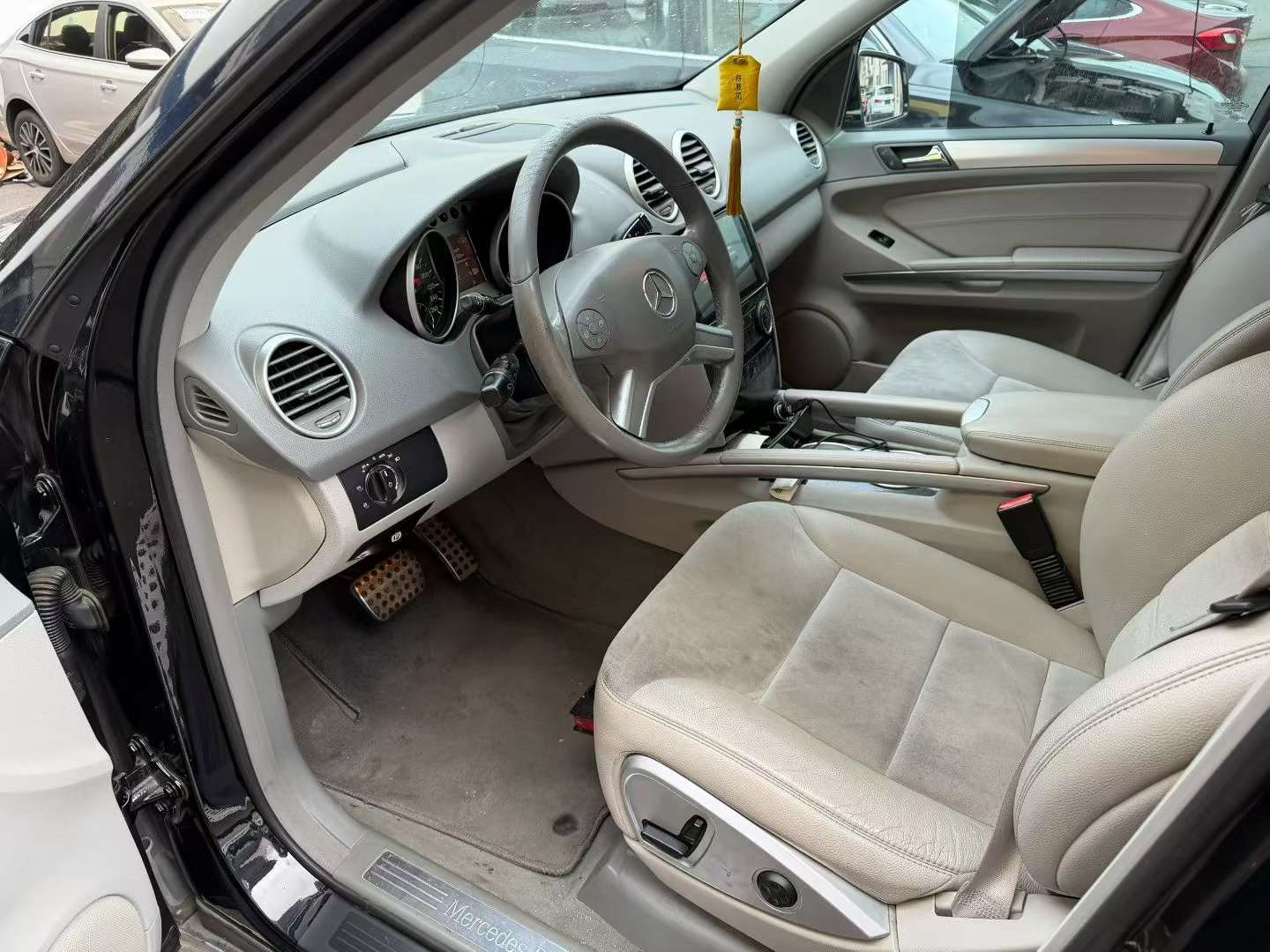 Mercedes-Benz ML 2011 ML300 4WD 3.0 7