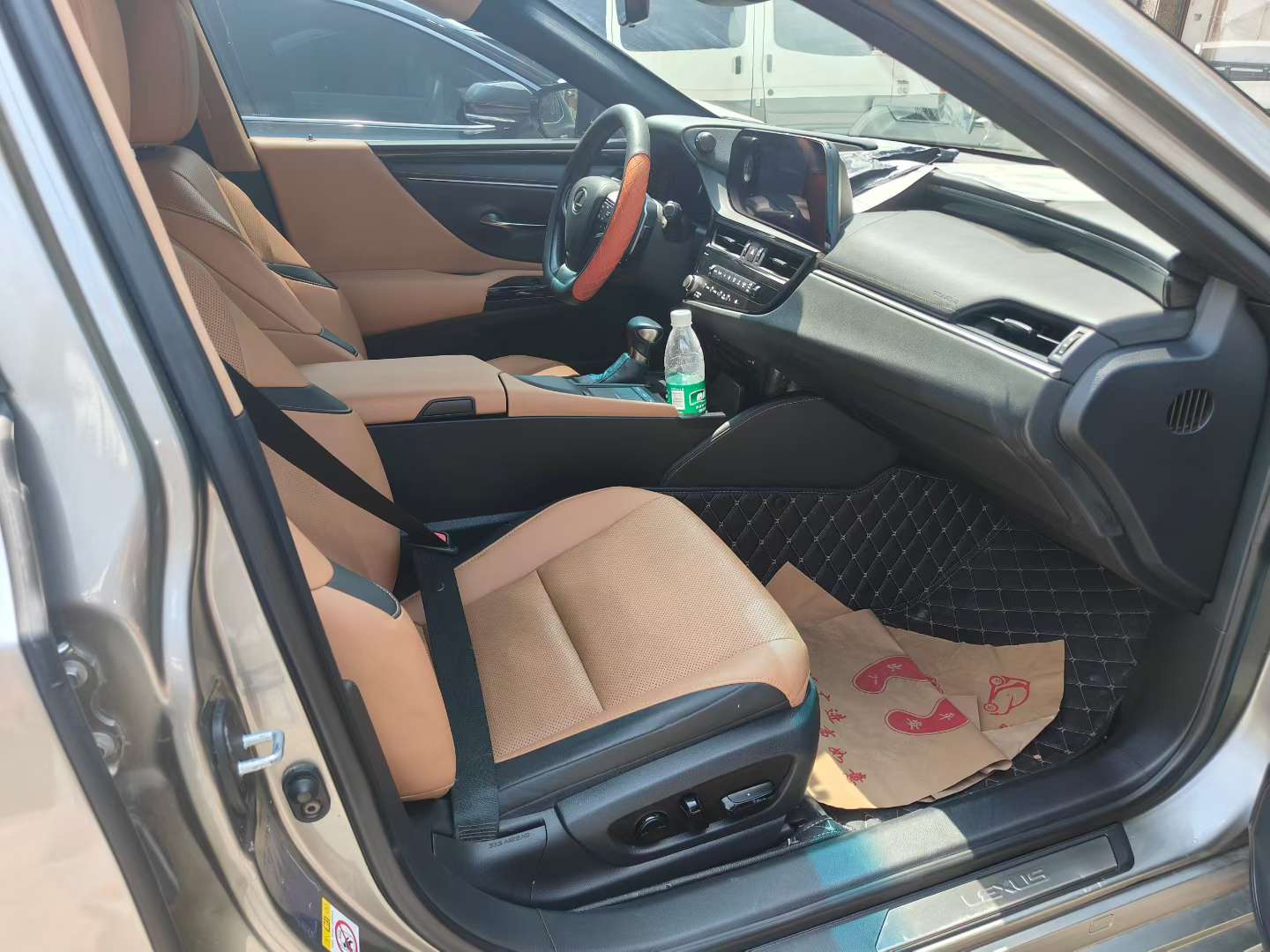 Lexus ES 2022 ES200 Power Sunroof 6