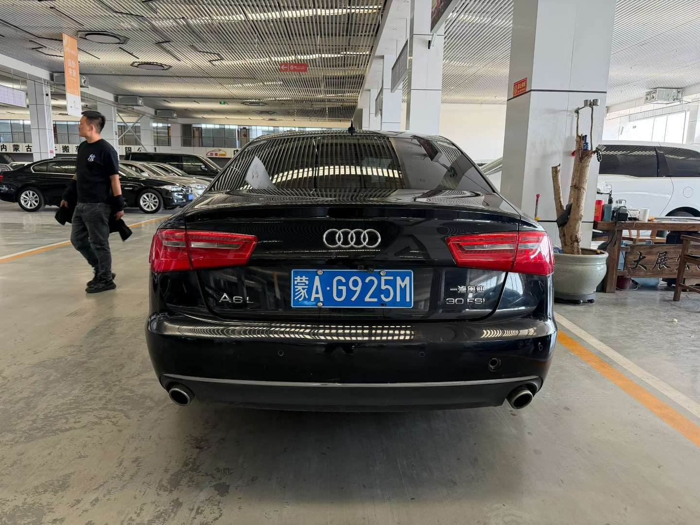 Audi A6 2.5L 6
