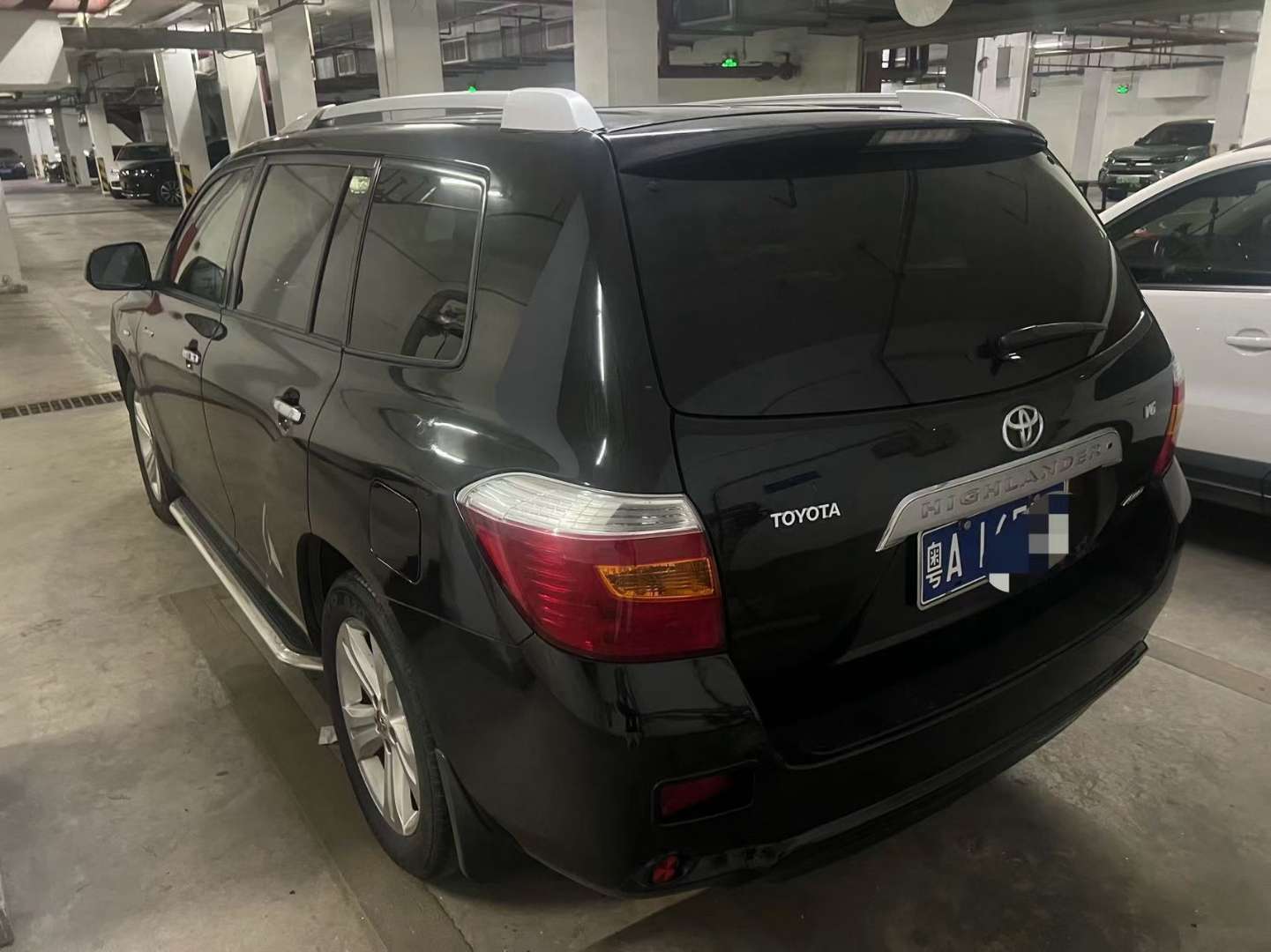 Toyota Highlander 3.5L V6 Limited AWD 4