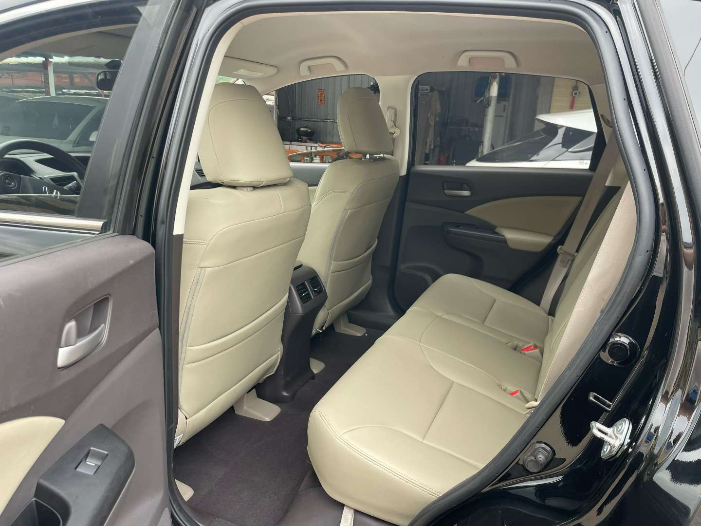 Honda CRV 2.0L Automatic 3