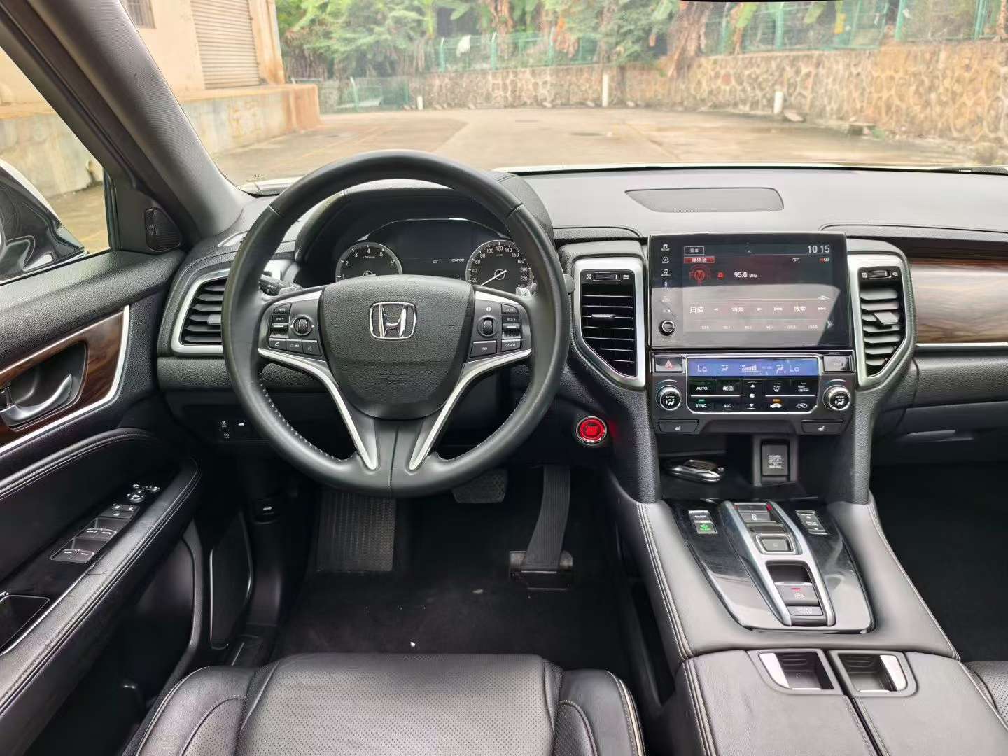 Honda UR-V 2017 370TURBO FWD Prestige 5