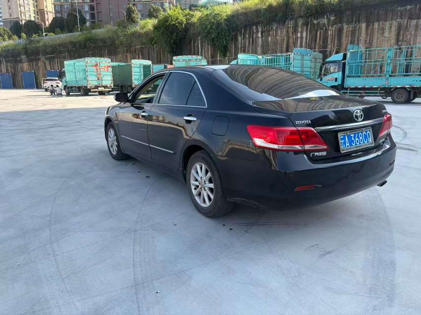 Toyota Camry 5
