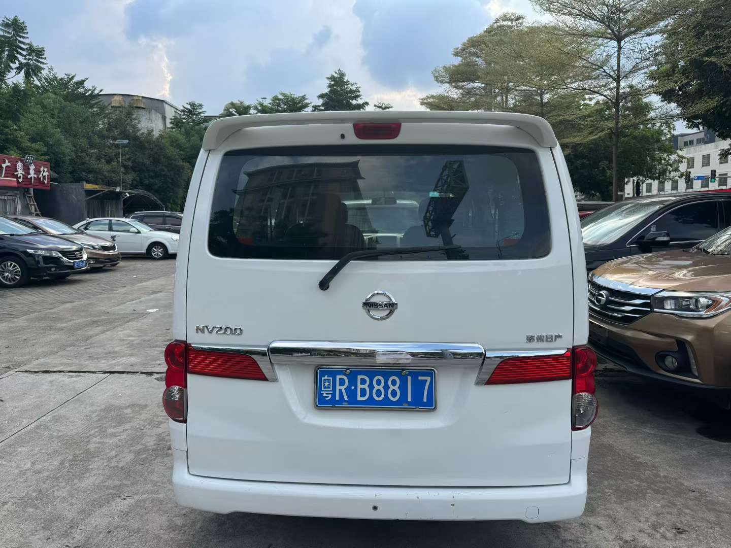 Nissan NV200 4