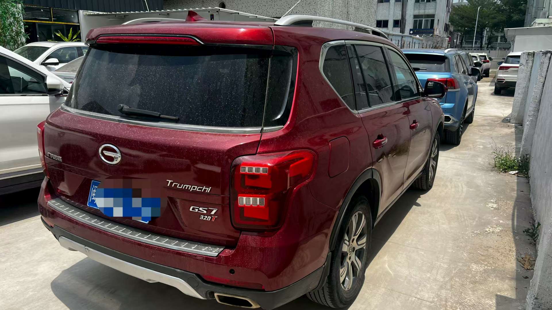GAC Trumpchi GS7 2.0T Luxury 5-Seater 4