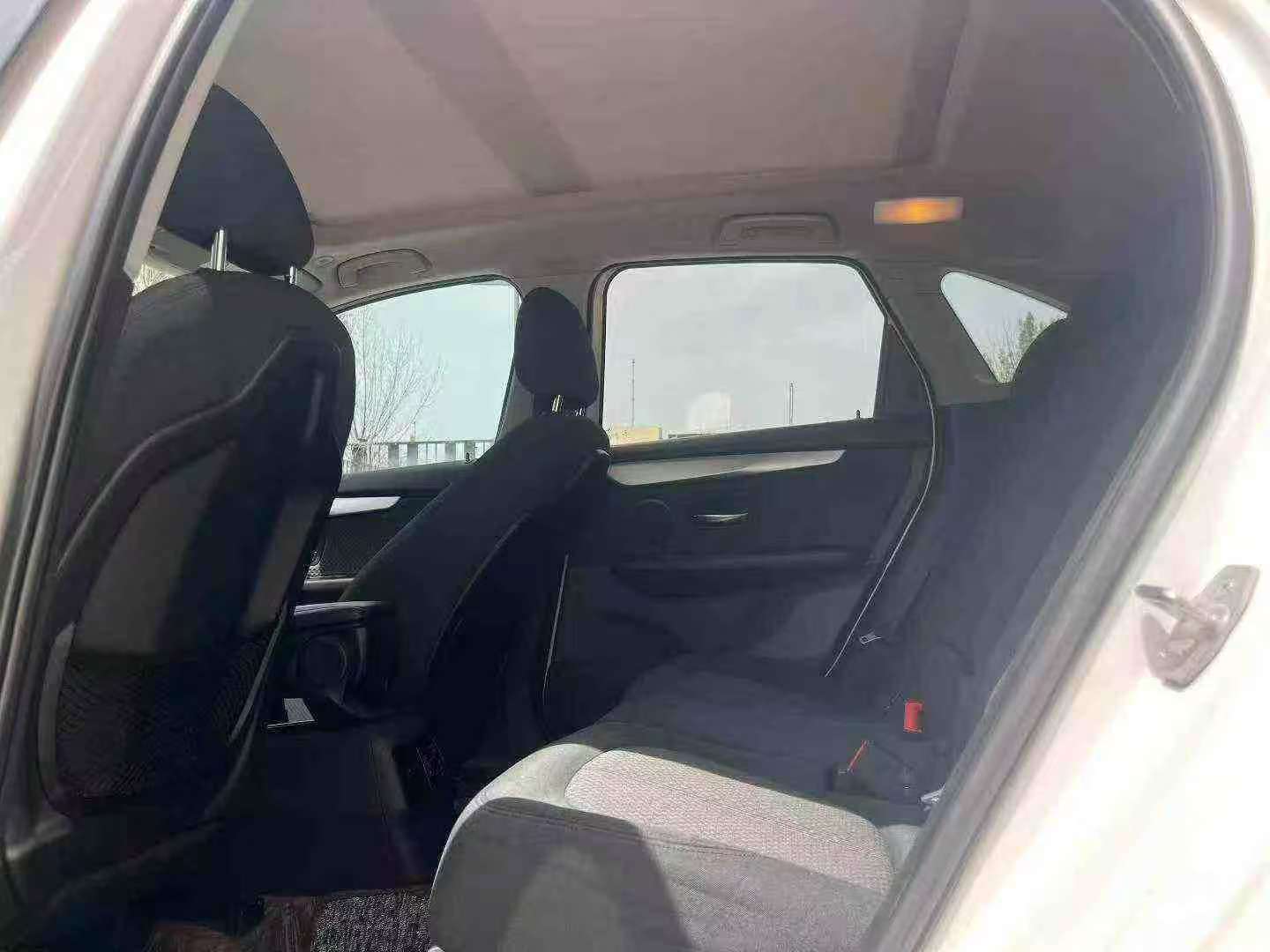 BMW 2 Series 2016 1.5T Leading Edition 5