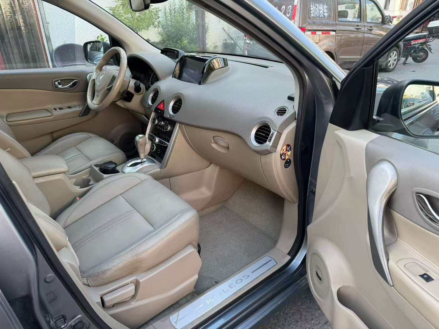 Renault Koleos 2011 2.5L FWD 4