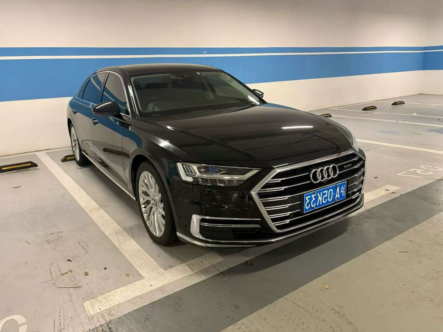 Audi A8 3.0 Luxury