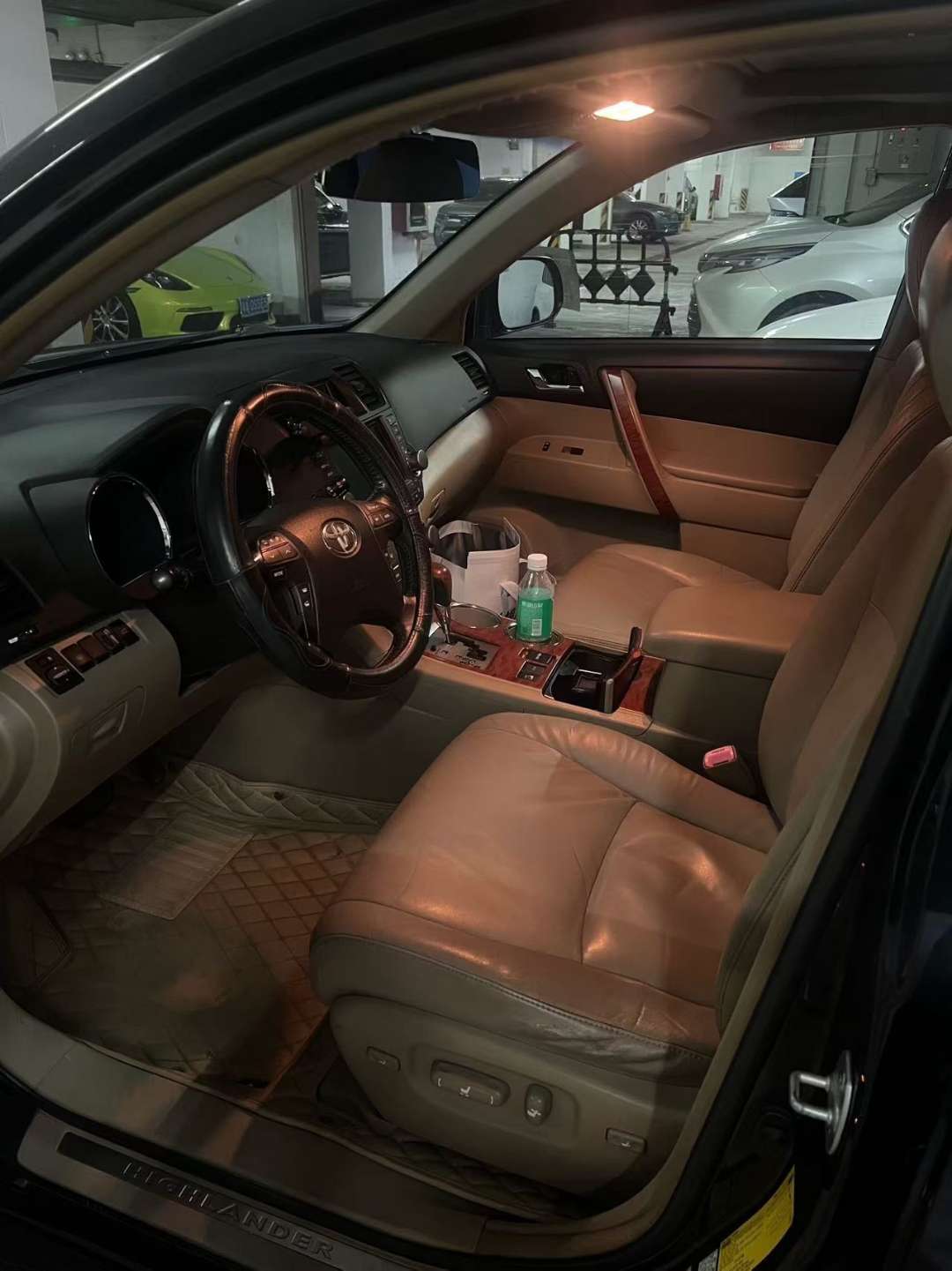 Toyota Highlander 3.5L V6 Limited AWD 7