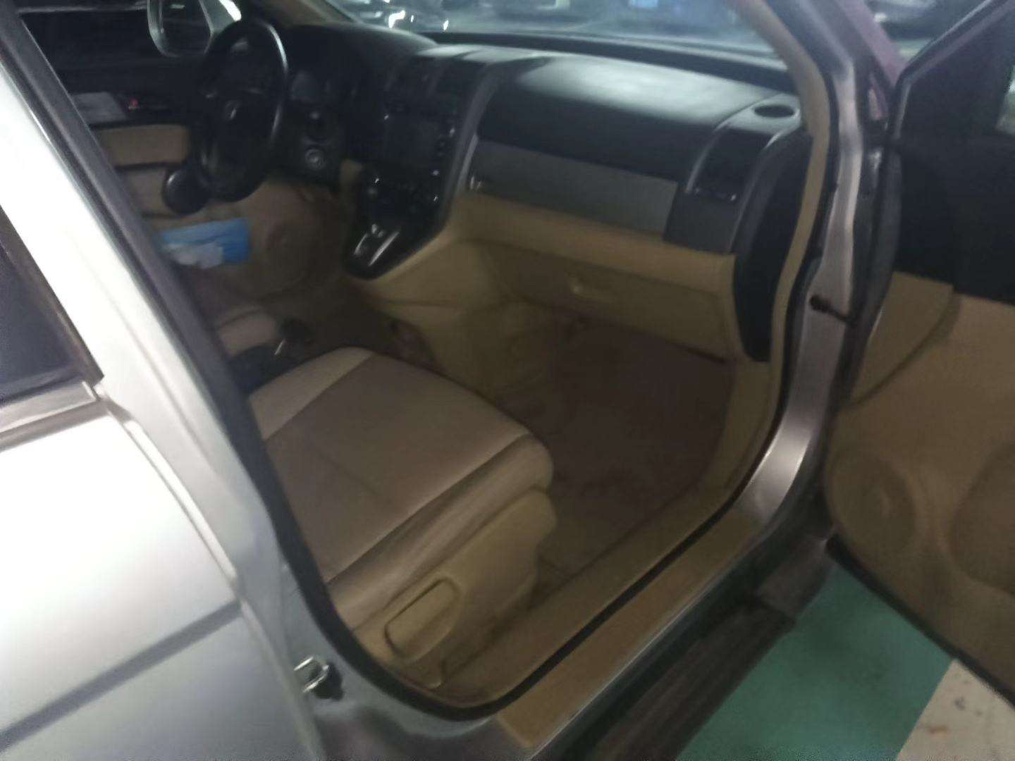 Honda CR-V 2.0 Urban Edition 4