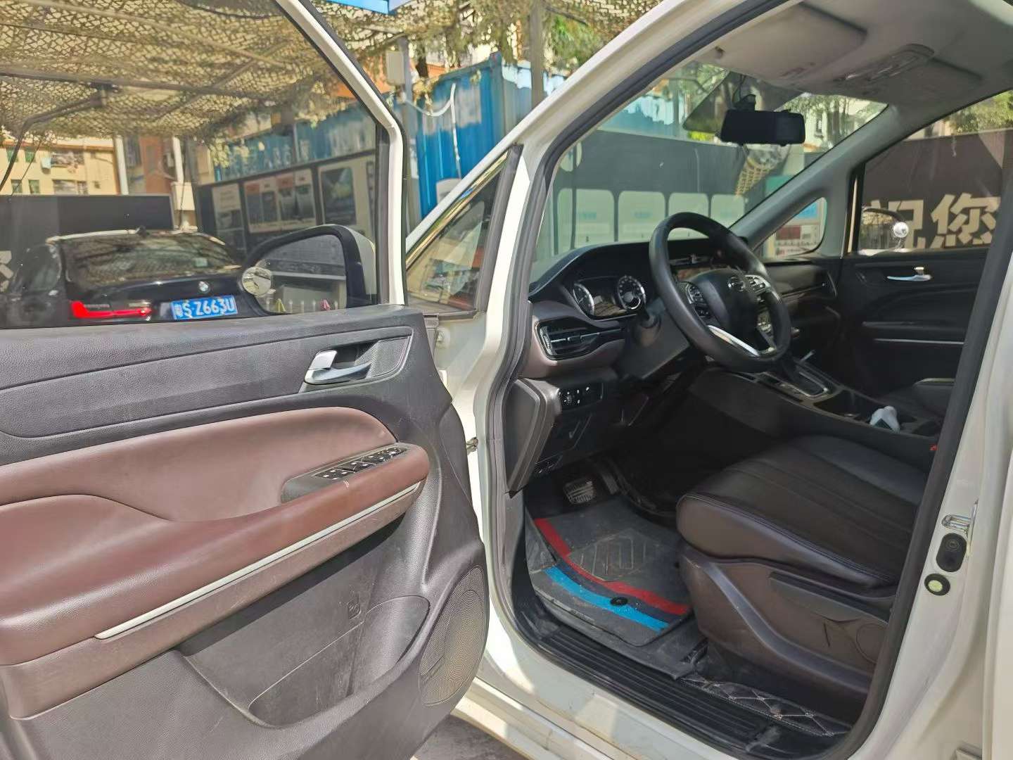 GAC Trumpchi M6 270T DCT Luxury Edition (7-Seater) 4