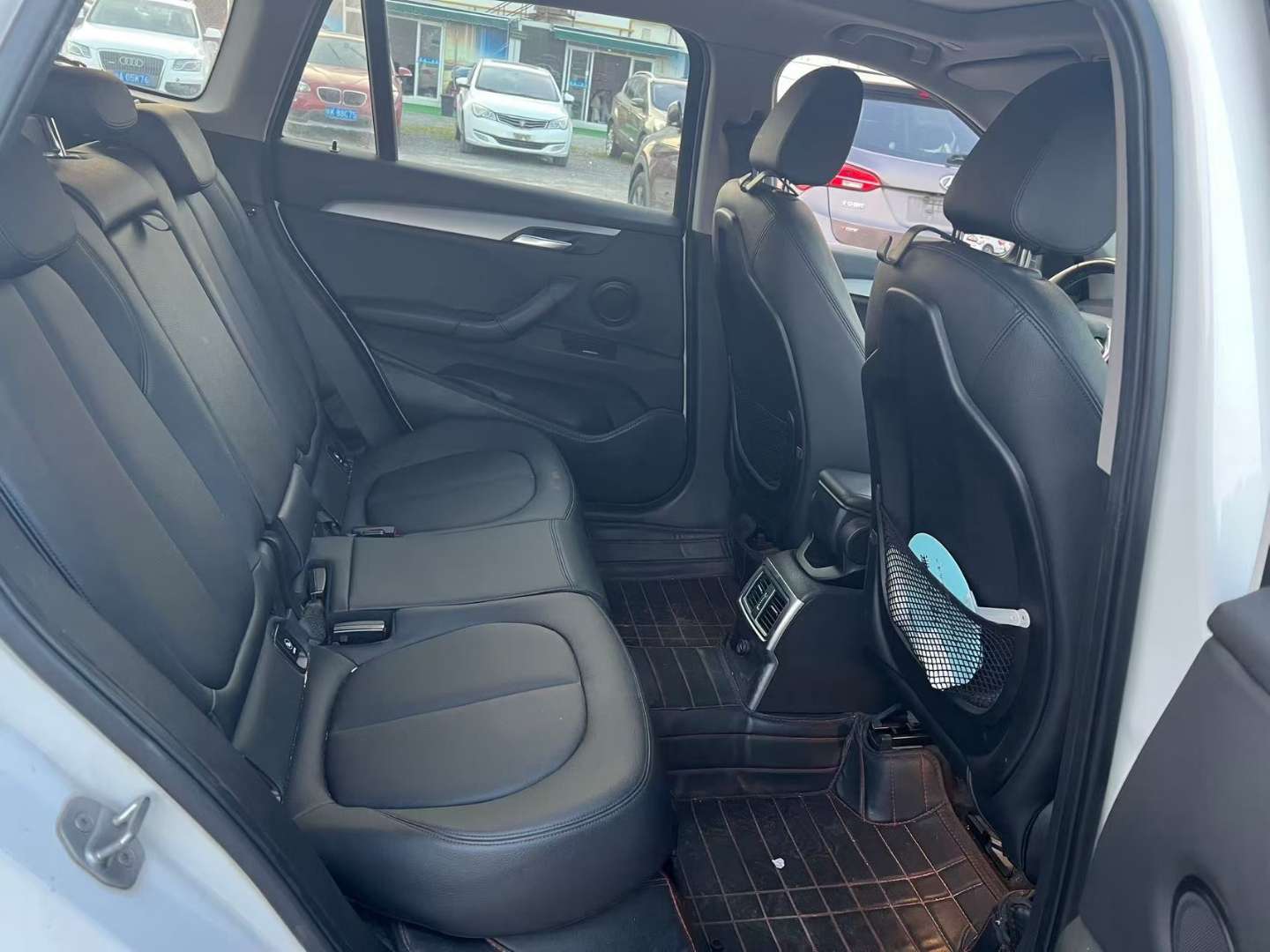 BMW X1 2016 1.5T Automatic Sunroof Premium Edition 7