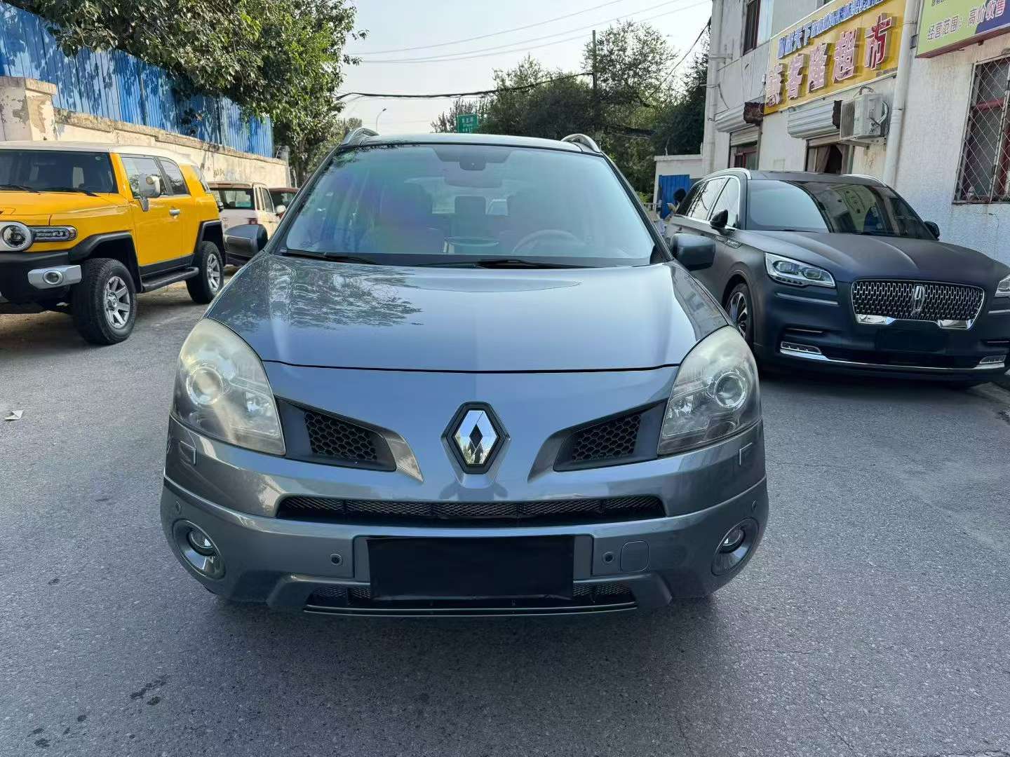 Renault Koleos 2011 2.5L FWD
