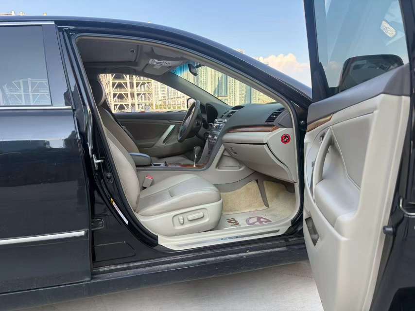 Toyota Camry 7