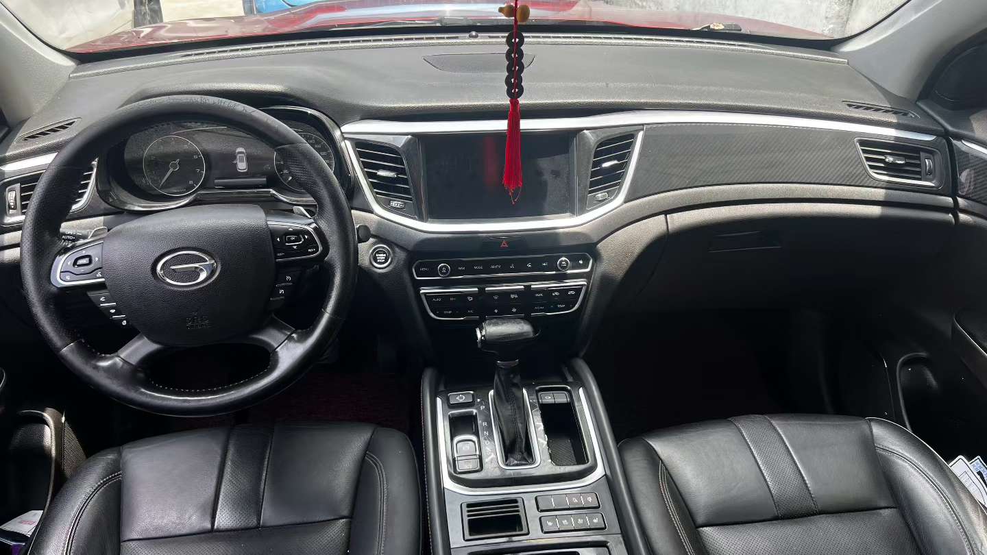 GAC Trumpchi GS7 2.0T Luxury 5-Seater 7